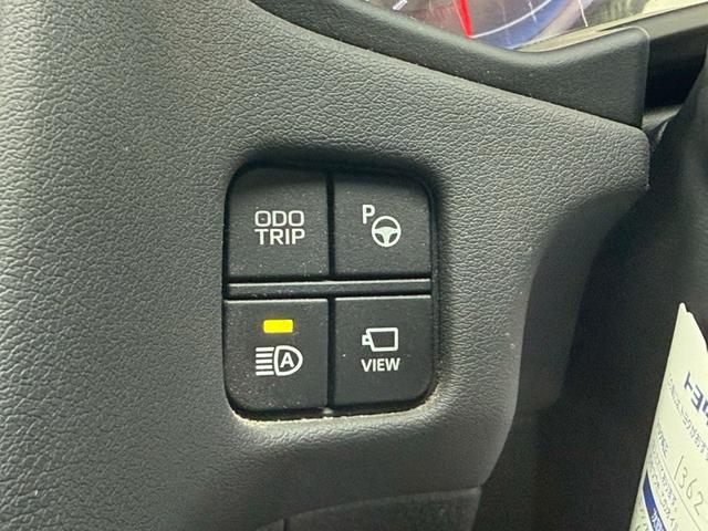 クラウンハイブリッド ＲＳアドバンス　Ｆｏｕｒ　禁煙車　サンルーフ　黒革シート　四駆モデル　純正エアロ　４本出しマフラー　シートベンチレーション　レーダークルーズ　メーカー純正ナビ　アラウンドビューモニターフルセグＴＶ　Ｂｌｕｅｔｏｏｔｈ　Ｐシート（17枚目）