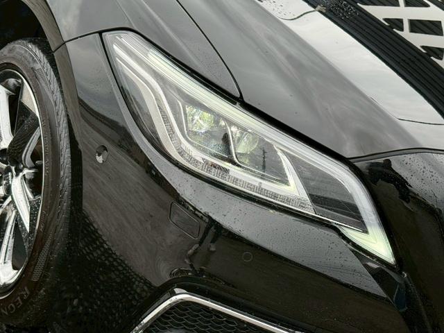 クラウンハイブリッド ＲＳアドバンス　Ｆｏｕｒ　禁煙車　サンルーフ　黒革シート　四駆モデル　純正エアロ　４本出しマフラー　シートベンチレーション　レーダークルーズ　メーカー純正ナビ　アラウンドビューモニターフルセグＴＶ　Ｂｌｕｅｔｏｏｔｈ　Ｐシート（39枚目）