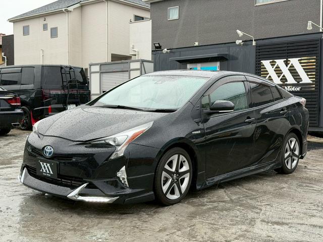 プリウス Ａプレミアム　ツーリングセレクション　禁煙車　フルエアロ　ＴＲＤ１８インチアルミ　黒革シート　レーダークルーズコントロール　ヘッドアップディスプレイ　ブラインドスポットアシスト　シートヒーター　パワーシート　オートマチックハイビーム（53枚目）