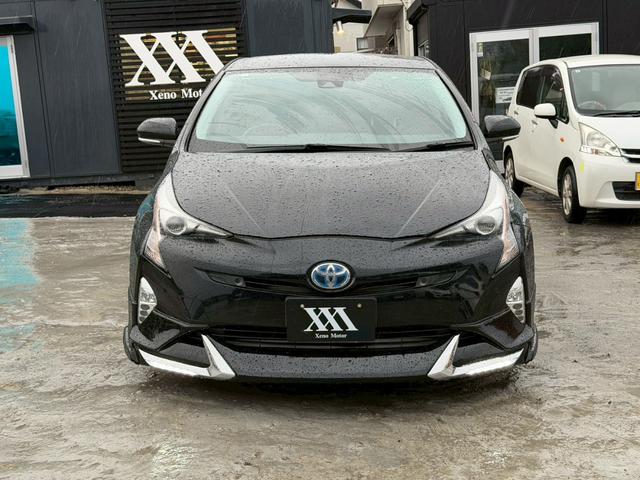 プリウス Ａプレミアム　ツーリングセレクション　禁煙車　フルエアロ　ＴＲＤ１８インチアルミ　黒革シート　レーダークルーズコントロール　ヘッドアップディスプレイ　ブラインドスポットアシスト　シートヒーター　パワーシート　オートマチックハイビーム（67枚目）