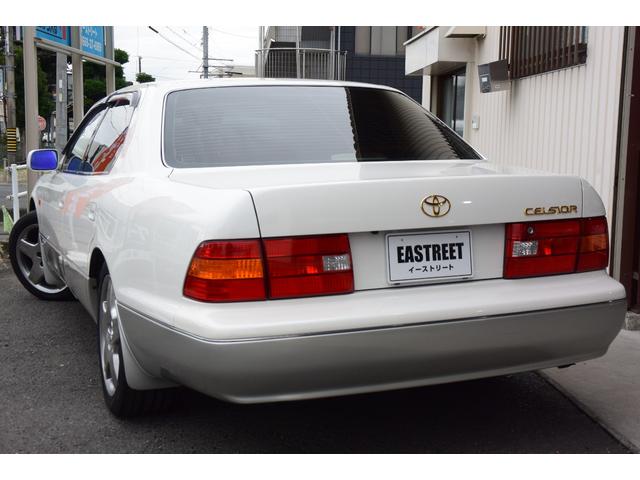 セルシオ C仕様 Fパッケージ ユーザー様買取車 禁煙車 ガレージ保管 最終後期モデル 純正マルチナビ バックカメラ エアサスコントローラー デジタルインナーミラー 全席パワーシート&ヒーター クルコン 純正フロアマット ETC(6枚目)