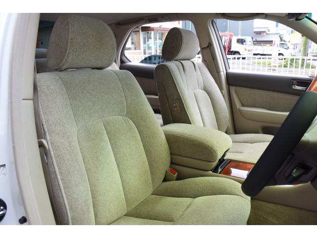 セルシオ C仕様 Fパッケージ ユーザー様買取車 禁煙車 ガレージ保管 最終後期モデル 純正マルチナビ バックカメラ エアサスコントローラー デジタルインナーミラー 全席パワーシート&ヒーター クルコン 純正フロアマット ETC(8枚目)