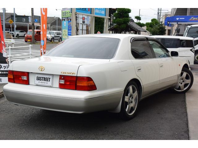 セルシオ C仕様 Fパッケージ ユーザー様買取車 禁煙車 ガレージ保管 最終後期モデル 純正マルチナビ バックカメラ エアサスコントローラー デジタルインナーミラー 全席パワーシート&ヒーター クルコン 純正フロアマット ETC(37枚目)