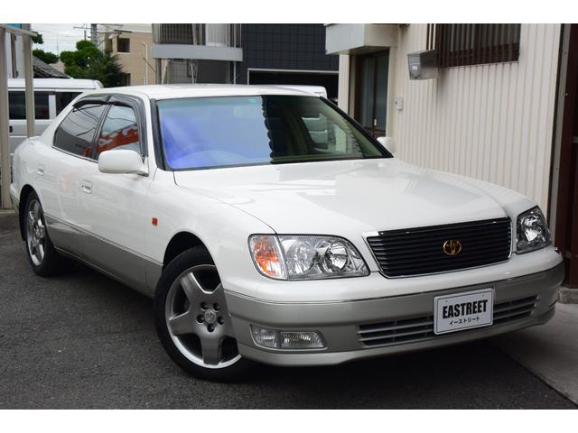 セルシオ C仕様 Fパッケージ ユーザー様買取車 禁煙車 ガレージ保管 最終後期モデル 純正マルチナビ バックカメラ エアサスコントローラー デジタルインナーミラー 全席パワーシート&ヒーター クルコン 純正フロアマット ETC(39枚目)