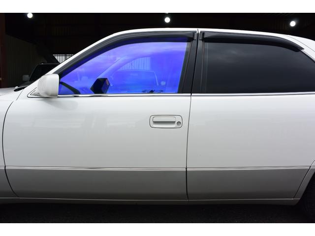 セルシオ C仕様 Fパッケージ ユーザー様買取車 禁煙車 ガレージ保管 最終後期モデル 純正マルチナビ バックカメラ エアサスコントローラー デジタルインナーミラー 全席パワーシート&ヒーター クルコン 純正フロアマット ETC(65枚目)