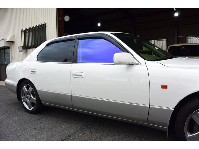 セルシオ C仕様 Fパッケージ ユーザー様買取車 禁煙車 ガレージ保管 最終後期モデル 純正マルチナビ バックカメラ エアサスコントローラー デジタルインナーミラー 全席パワーシート&ヒーター クルコン 純正フロアマット ETC(67枚目)