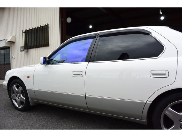 セルシオ C仕様 Fパッケージ ユーザー様買取車 禁煙車 ガレージ保管 最終後期モデル 純正マルチナビ バックカメラ エアサスコントローラー デジタルインナーミラー 全席パワーシート&ヒーター クルコン 純正フロアマット ETC(69枚目)