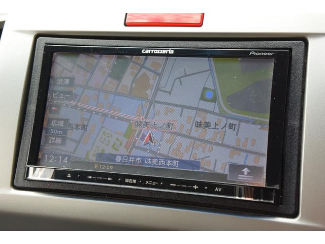 フリード Ｇ　エアロ　ユーザー様買取車　パワースライドドア　カロッツェリアナビ　バックカメラ　ＥＴＣ　キセノンヘッドライト　フロアマット　サイドバイザー　キーレスキー（4枚目）