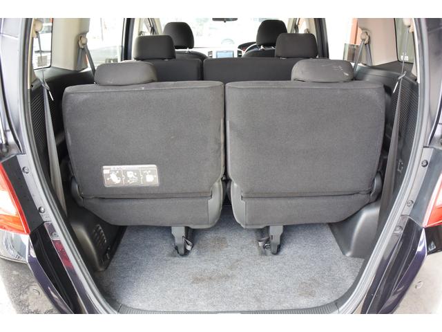 フリード Ｇ　エアロ　ユーザー様買取車　パワースライドドア　カロッツェリアナビ　バックカメラ　ＥＴＣ　キセノンヘッドライト　フロアマット　サイドバイザー　キーレスキー（18枚目）