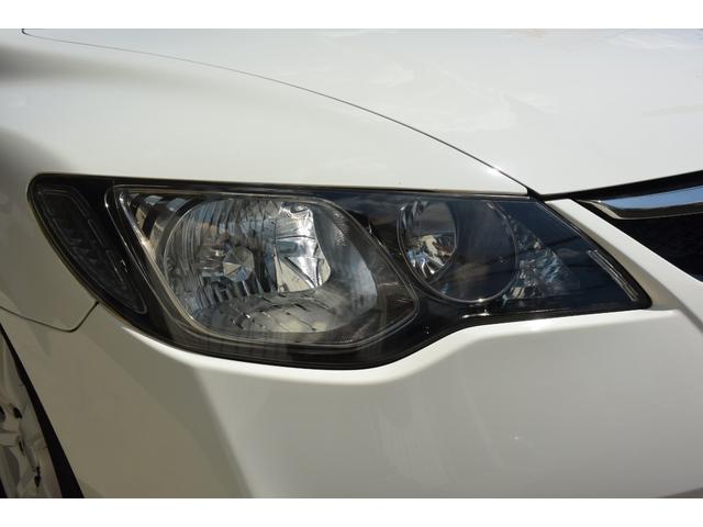 シビック タイプＲ　ユーザー様買取車　６速ＭＴ　ブラックレカロ　ブレンボキャリパー　大型トランクスポイラー　純正１８インチＡＷ　ケンウッドナビ　地デジ　Ｂｌｕｅｔｏｏｔｈオーディオ　ＥＴＣ　プッシュスタート　無限バイザー（23枚目）