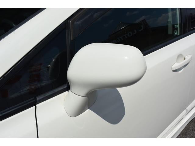 シビック タイプＲ　ユーザー様買取車　６速ＭＴ　ブラックレカロ　ブレンボキャリパー　大型トランクスポイラー　純正１８インチＡＷ　ケンウッドナビ　地デジ　Ｂｌｕｅｔｏｏｔｈオーディオ　ＥＴＣ　プッシュスタート　無限バイザー（28枚目）