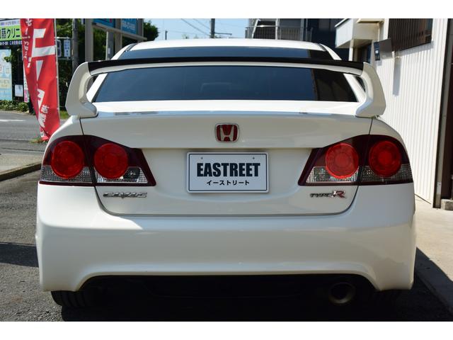 シビック タイプＲ　ユーザー様買取車　６速ＭＴ　ブラックレカロ　ブレンボキャリパー　大型トランクスポイラー　純正１８インチＡＷ　ケンウッドナビ　地デジ　Ｂｌｕｅｔｏｏｔｈオーディオ　ＥＴＣ　プッシュスタート　無限バイザー（36枚目）