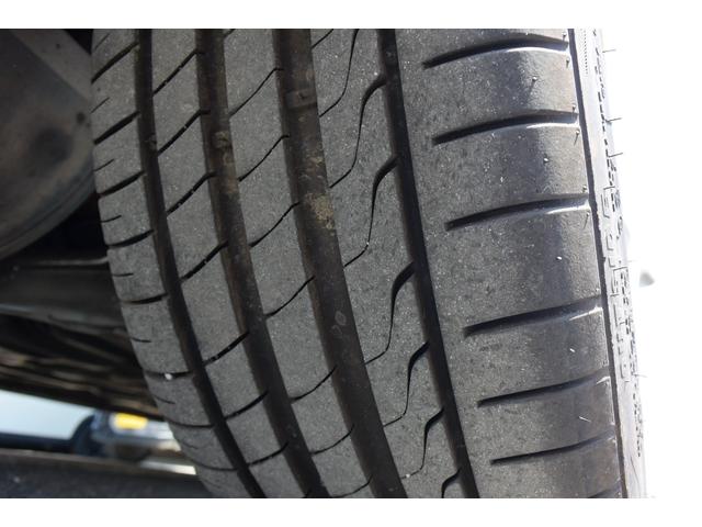 シビック タイプＲ　ユーザー様買取車　６速ＭＴ　ブラックレカロ　ブレンボキャリパー　大型トランクスポイラー　純正１８インチＡＷ　ケンウッドナビ　地デジ　Ｂｌｕｅｔｏｏｔｈオーディオ　ＥＴＣ　プッシュスタート　無限バイザー（74枚目）