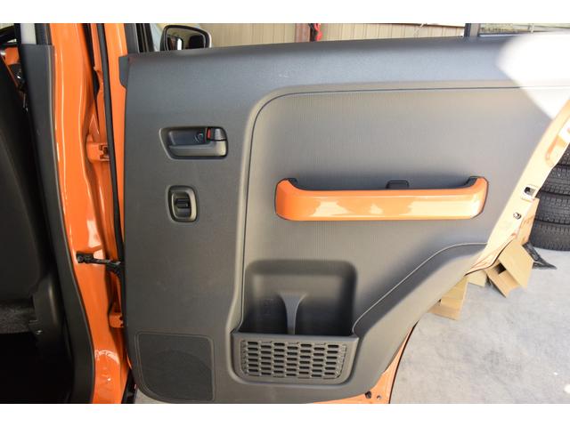 フレアクロスオーバー ＸＳ　禁煙車　純正ナビ　フルセグＴＶ　Ｂｌｕｅｔｏｏｔｈオーディオ　ホワイトルーフ　ルーフレール　シートヒーター　アイドリングストップ　純正１５ＡＷ　キセノンヘッド　フロアマット　バイザー　プッシュスタート（48枚目）