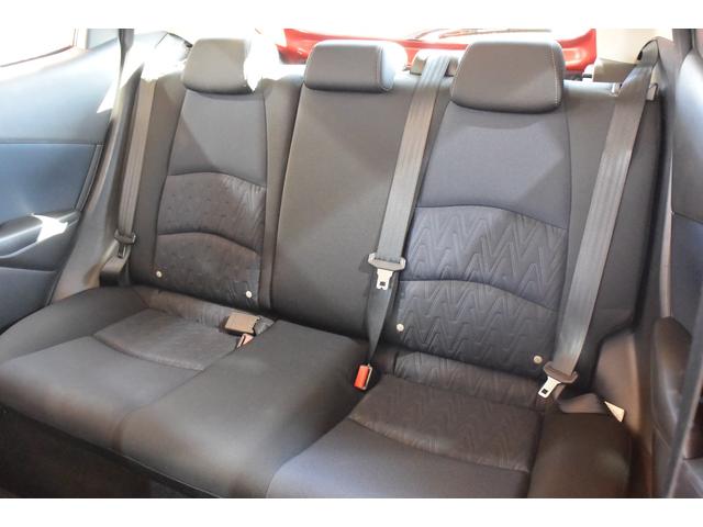 デミオ １３Ｓ　５ＭＴ　純正ナビ　フロアマット　サイドバイザー　プッシュスタート　ステアリングスイッチ（54枚目）