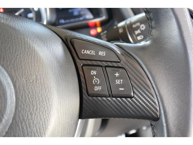 デミオ ＸＤツーリング　禁煙車　純正ナビ　バックカメラ　フルセグＴＶ　ＬＥＤヘッドライト　クルーズコントロール　ＤＶＤ再生　パドルシフト　ブラウンシートカバー　プッシュスタート　フロアマット　サイドバイザー　純正１６ＡＷ（11枚目）