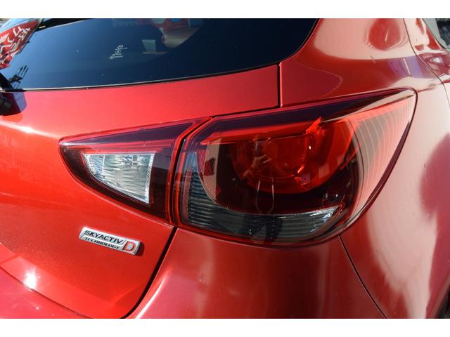 デミオ ＸＤツーリング　禁煙車　純正ナビ　バックカメラ　フルセグＴＶ　ＬＥＤヘッドライト　クルーズコントロール　ＤＶＤ再生　パドルシフト　ブラウンシートカバー　プッシュスタート　フロアマット　サイドバイザー　純正１６ＡＷ（34枚目）