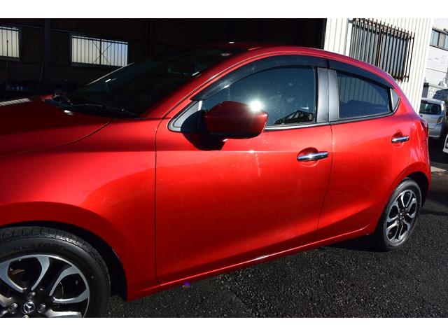 デミオ ＸＤツーリング　禁煙車　純正ナビ　バックカメラ　フルセグＴＶ　ＬＥＤヘッドライト　クルーズコントロール　ＤＶＤ再生　パドルシフト　ブラウンシートカバー　プッシュスタート　フロアマット　サイドバイザー　純正１６ＡＷ（68枚目）