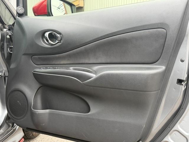 ノート ニスモ　Ｓ　ケンウッド８インチナビゲーション／３連メーター／ＴＥＩＮ車高調／コムテック３６０°前後ドライブレコーダー／ＨＫＳマフラー／ＬＥＤヘッドライト／カロッツェリアツィーター／ＥＴＣ／バックカメラ／禁煙車（25枚目）