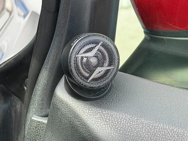 ノート ニスモ　Ｓ　ケンウッド８インチナビゲーション／３連メーター／ＴＥＩＮ車高調／コムテック３６０°前後ドライブレコーダー／ＨＫＳマフラー／ＬＥＤヘッドライト／カロッツェリアツィーター／ＥＴＣ／バックカメラ／禁煙車（32枚目）