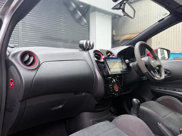 ノート ニスモ　Ｓ　ケンウッド８インチナビゲーション／３連メーター／ＴＥＩＮ車高調／コムテック３６０°前後ドライブレコーダー／ＨＫＳマフラー／ＬＥＤヘッドライト／カロッツェリアツィーター／ＥＴＣ／バックカメラ／禁煙車（40枚目）