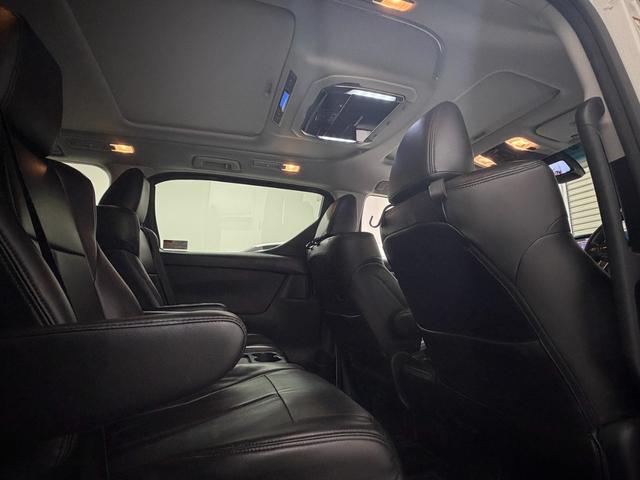 アルファード ２．５Ｓ　Ａパッケージ　ブラックパールコンプリートカー／ＡＣＣエアサス３Ｐシステム付き／ＷＯＲＫ２０インチアルミホイール／ＡＬＰＩＮＥＢＩＧ－Ｘナビ／ＡＬＰＩＮＥ１２．１インチ後席フリップダウン／禁煙車／ユーザー買取車（46枚目）