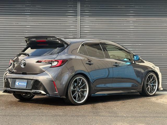 カローラスポーツ Ｇ　Ｚ　ＫＵＨＬ　ＫＲＵＩＳＥエアロキット／ＶＥＲＺ１９インチホイール／純正１０．５インチディスプレイオーディオナビ／ビルトインＥＴＣ／前後ドライブレコーダー／ＲＳＲ　Ｔｉ２０００ダウンサス／禁煙車（10枚目）