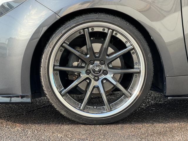 カローラスポーツ Ｇ　Ｚ　ＫＵＨＬ　ＫＲＵＩＳＥエアロキット／ＶＥＲＺ１９インチホイール／純正１０．５インチディスプレイオーディオナビ／ビルトインＥＴＣ／前後ドライブレコーダー／ＲＳＲ　Ｔｉ２０００ダウンサス／禁煙車（19枚目）