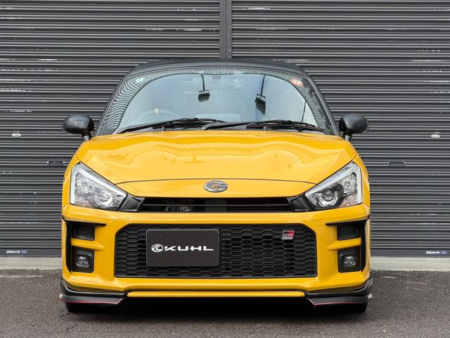 コペン ＧＲ　スポーツ　Ｄスポーツエアロ／ＨＫＳ２テールマフラー／ＲＥＣＡＲＯシート／純正ナビゲーション／バックカメラ／ＥＴＣ／ＬＥＤヘッドライト／ＢＢＳ１６インチアルミホイール／シートヒーター／禁煙車／ワンオーナー車（2枚目）