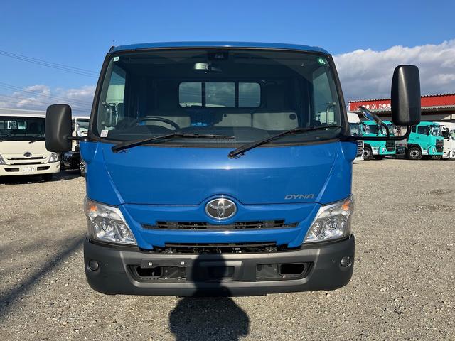 ダイナトラック セミロング　積載３．５トン　パワーゲート付ヒラ　準中型免許対応　荷台内法長３４４．５幅２０８．５高３８０　ナビＴＶ　ＥＴＣ　衝突軽減　車線逸脱警報　バックモニター（3枚目）