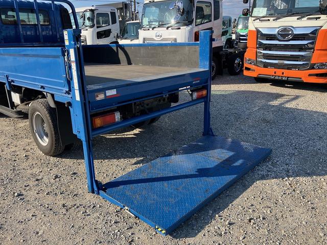 ダイナトラック セミロング　積載３．５トン　パワーゲート付ヒラ　準中型免許対応　荷台内法長３４４．５幅２０８．５高３８０　ナビＴＶ　ＥＴＣ　衝突軽減　車線逸脱警報　バックモニター（12枚目）