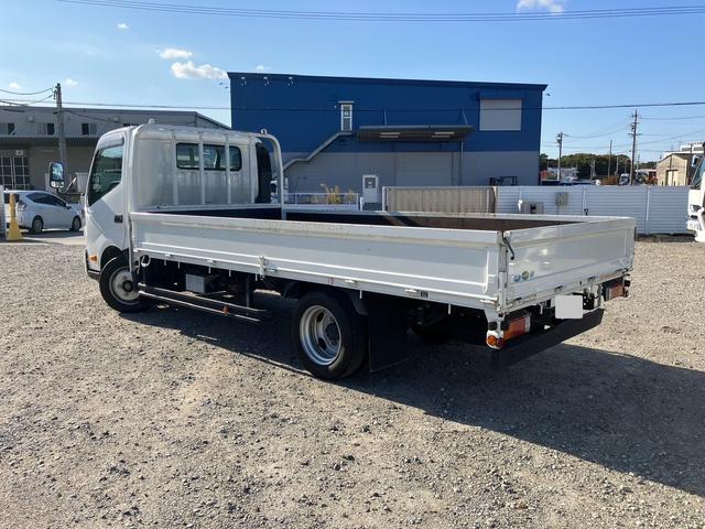 デュトロ ロング全低床ターボ ワイド 積載2トン積 車両ス重量4.965トン ETC 横滑り防止装置 アイドリングストップ(6枚目)