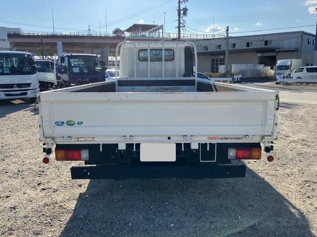 デュトロ ロング全低床ターボ ワイド 積載2トン積 車両ス重量4.965トン ETC 横滑り防止装置 アイドリングストップ(7枚目)