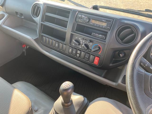 デュトロ ロング全低床ターボ ワイド 積載2トン積 車両ス重量4.965トン ETC 横滑り防止装置 アイドリングストップ(30枚目)