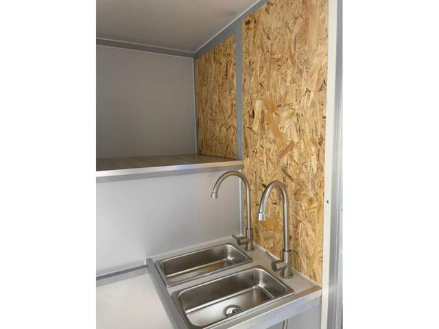 キャリイトラック キッチンカー.移動販売車.ケータリングカー.フードトラック(B) /前方収納.側面・後方跳上扉&テーブル.サッシ.ドア.2層シンク&タンク.換気扇.床.照明.外部内部電源(50枚目)