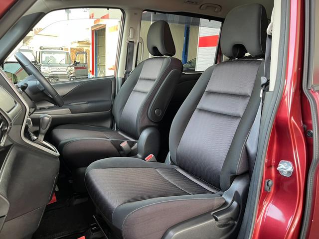 セレナ ハイウェイスター　Ｖセレクション　ツートン／両側電動スライド／フリップモニタ／９型ナビＴＶ／Ｂｌｕｅｔｏｏｔｈ／１オーナ／ＬＥＤ／全周囲カメラ／ドライブレコーダー／ＥＴＣ／衝突軽減ブレーキ／３列８人乗／（9枚目）