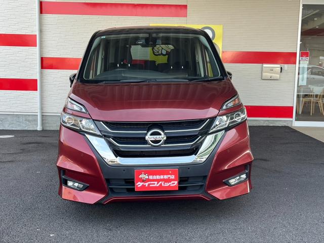 セレナ ハイウェイスター　Ｖセレクション　ツートン／両側電動スライド／フリップモニタ／９型ナビＴＶ／Ｂｌｕｅｔｏｏｔｈ／１オーナ／ＬＥＤ／全周囲カメラ／ドライブレコーダー／ＥＴＣ／衝突軽減ブレーキ／３列８人乗／（24枚目）