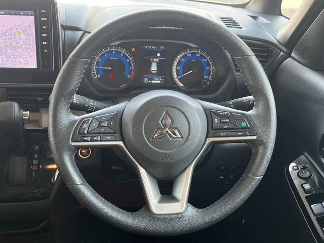 デリカミニ Ｇ　プレミアム　両側電動スライド／デジタルルームミラー／黒半革シート／９型ナビＴＶ／Ｂｌｕｅｔｏｏｔｈ／ＬＥＤ／全周囲カメラ／衝突軽減ブレーキ／障害物センサ／（15枚目）