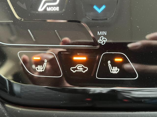 デリカミニ Ｇ　プレミアム　両側電動スライド／デジタルルームミラー／黒半革シート／９型ナビＴＶ／Ｂｌｕｅｔｏｏｔｈ／ＬＥＤ／全周囲カメラ／衝突軽減ブレーキ／障害物センサ／（19枚目）