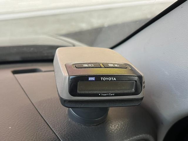 アトレーワゴン カスタムターボRSリミテッド /電動スライドドア/禁煙/ナビTV/Bluetooth/1オーナー/HID/ETC/電動格納ミラー/アルミホイール/キーレスエントリー(12枚目)