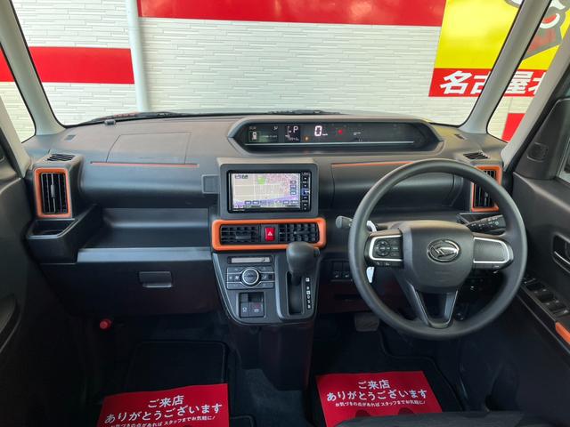 タント ファンクロス　ナビＴＶ／Ｂｌｕｅｔｏｏｔｈ／バックカメラ／衝突軽減ブレーキ／障害物センサ／前席シートヒータ／オートライト／スマートキー／プッシュスタート／（8枚目）
