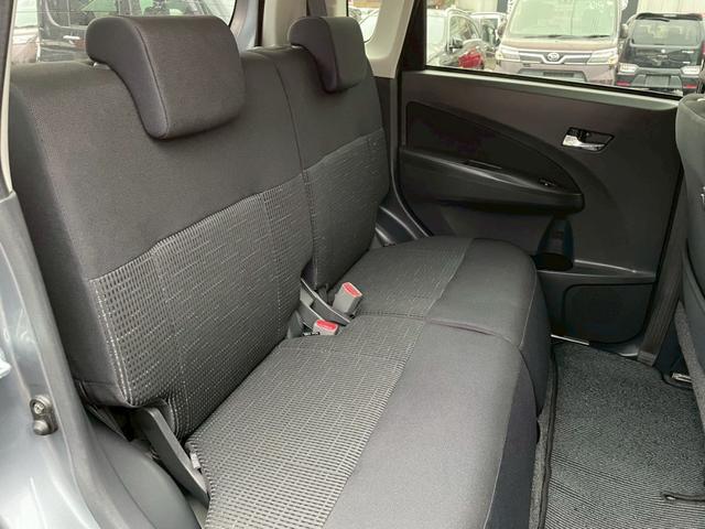 ステラ カスタムＲＳ　ナビ　フルセグＴＶ　ＣＤ　ＤＶＤ　Ｂｌｕｅｔｏｏｔｈ　ＥＴＣ　ドラレコ　アイドリングストップ　プッシュスタート　純正１５インチアルミ　ＬＥＤヘッドライト　オートライト　ベンチシート（8枚目）