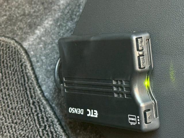ムーヴキャンバス Ｘ　ＳＡＩＩＩ　ナビ　バックカメラ　フルセグＴＶ　ＣＤ　ＤＶＤ　Ｂｌｕ－ｒａｙ再生　Ｂｌｕｅｔｏｏｔｈ　ＥＴＣ　オートマチックハイビーム　プッシュスタート　両側電動スライドドア　衝突軽減ブレーキ　アイドリングストップ（25枚目）