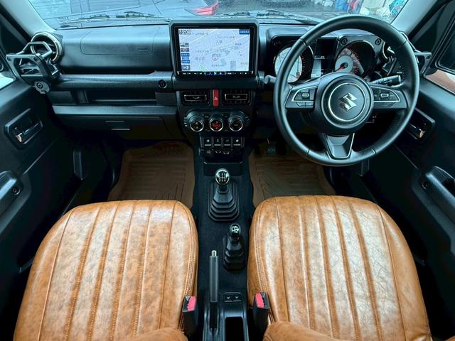 ジムニーシエラ ＪＣ　９インチナビ　４ＷＤ　車高調　ＤＡＭＰエアロ　フルセグＴＶ　ＣＤ　ＤＶＤ再生可　ＬＥＤ　ＥＴＣ　プッシュスタート　セーフティサポート　ヒルディセントコントロール　１６インチアルミ（3枚目）