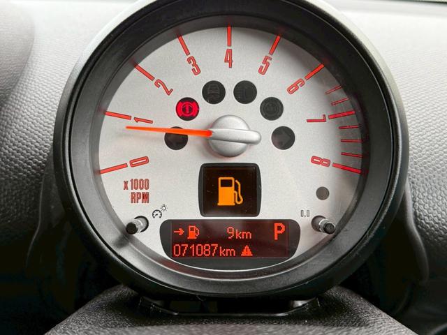 MINI クーパーS クロスオーバー カロッツェリアHDDナビ OZアルミ ブリザックタイヤ CD ETC ターボ プッシュスタート スマートキー アクティブヘッドライト ルーフレール 17インチアルミホイール(16枚目)