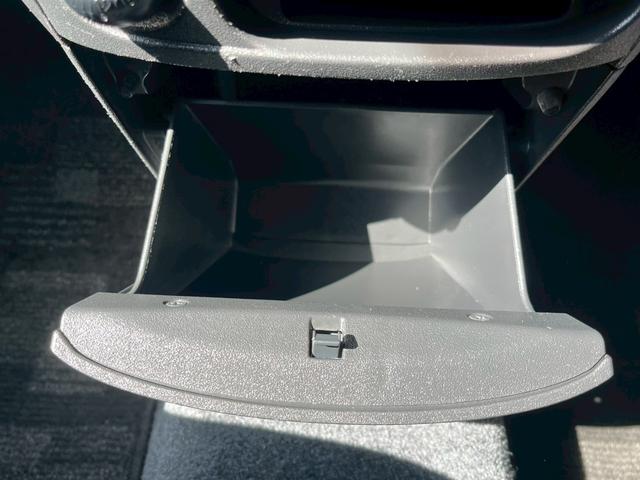 シエンタ DICE-G 純正ナビ フルセグTV CD DVD Bluetooth バックカメラ 前後ドラレコ 両側電動スライドドア キーレス スペアキー アルミホイール14インチ HIDヘッドライト(39枚目)