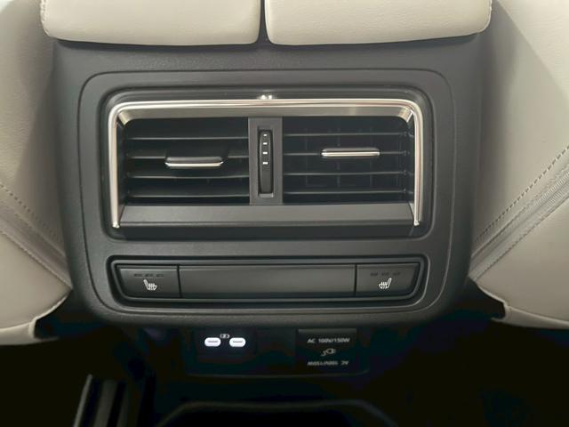 CX-60 XD エクスクルーシブモード 純正ナビ 360°ビューモニター ETC BOSE 電動パーキング パワーシート パワーバックゲート シートヒーター クルコン アイ・アクティブセンス 車線逸脱防止警報 前後ドラレコ(35枚目)