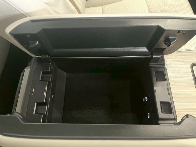 CX-60 XD エクスクルーシブモード 純正ナビ 360°ビューモニター ETC BOSE 電動パーキング パワーシート パワーバックゲート シートヒーター クルコン アイ・アクティブセンス 車線逸脱防止警報 前後ドラレコ(42枚目)