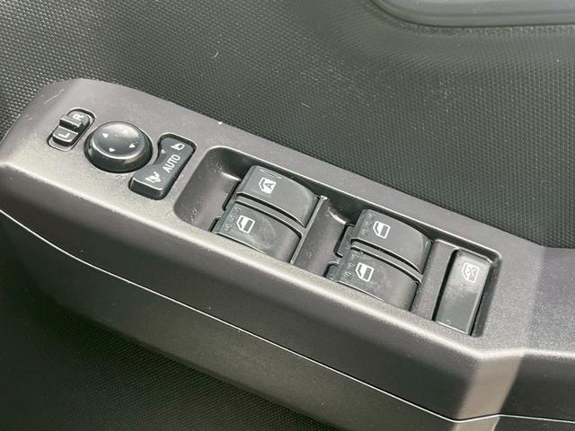 タフト Ｇターボ　クロムベンチャー　新品タイヤ・新品アルミ　純正ナビ　ＣＤ　ＤＶＤ　Ｂｌｕ－ｒａｙ　Ｂｌｕｅｔｏｏｔｈ　バックカメラ　ＥＴＣ　クルコン　ドラレコ　ガラスルーフ　ルーフレール　ターボ　シートヒーター　スマートアシスト（29枚目）