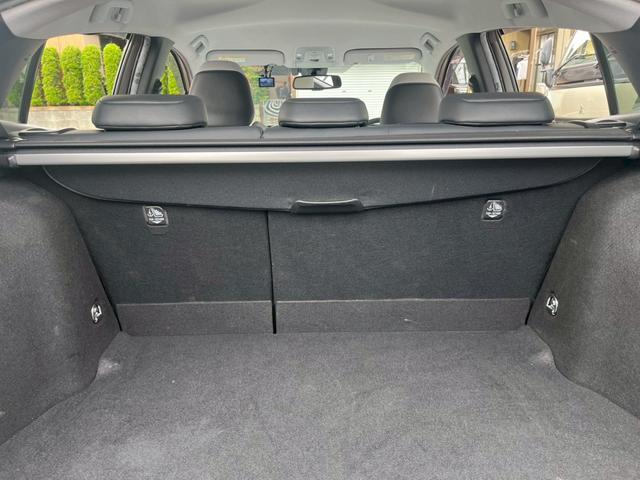 プリウス Aツーリングセレクション 純正9インチナビ フルセグTV CD DVD Bluetooth バックカメラ ETC トヨタセーフティセンス 車線逸脱警報 ヒルディセントコントロール パーキングアシスト 純正17インチアルミ(11枚目)